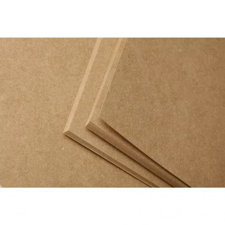 PAQUETE PAPEL KRAFT 200gr. 30X30